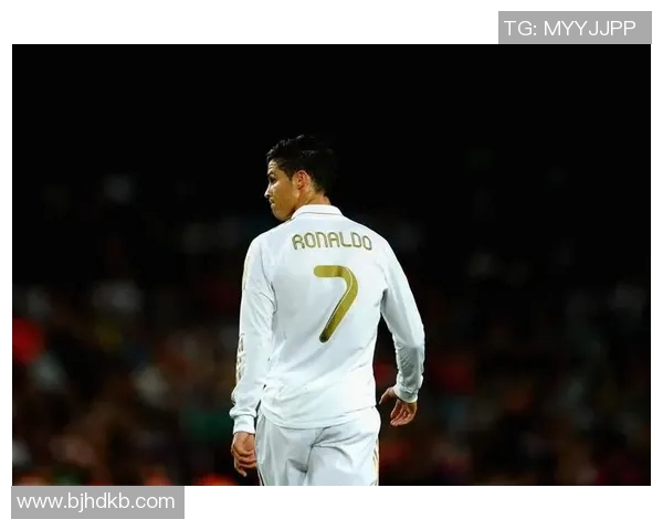 新晋小编的故事：热爱C罗与皇马的女球迷与美食的奇妙结合