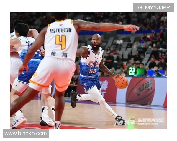 CBA季后赛精彩回顾广东队对阵新疆队全场录像分析与亮点总结